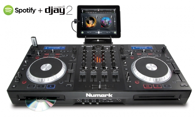 MIXDECKQUAD_topangle_ipad_logo