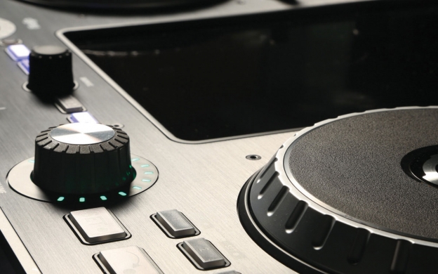 iDJ Pro | Numark